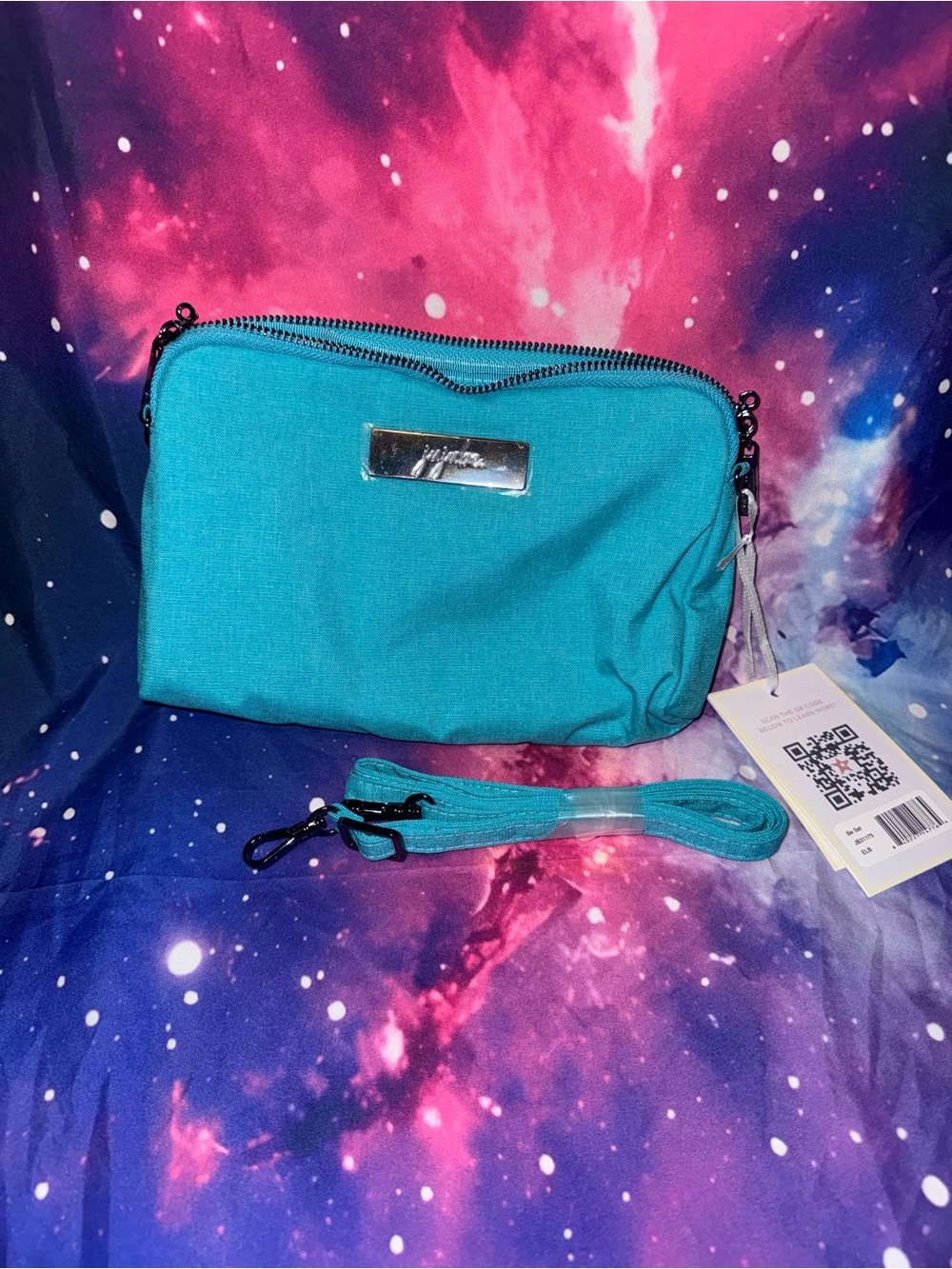 ⚡️ NWT electric blue large set piece